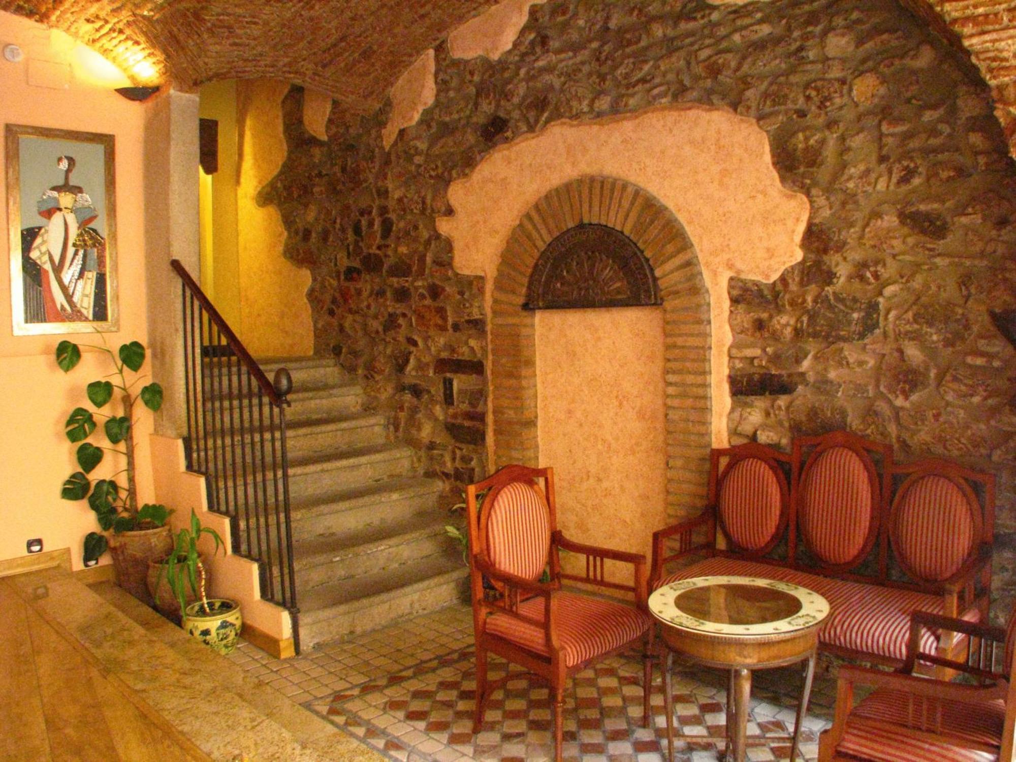 Hotel Don Carlos Caceres Luaran gambar
